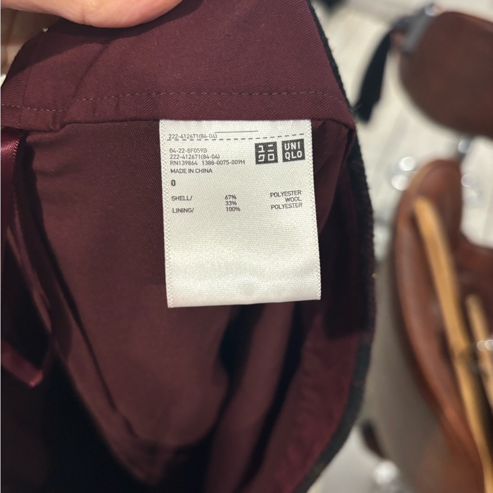 Gorgeous wool skirt from Uniqlo in plaid EUC - Picture 2 of 4